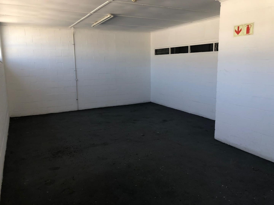 To Let Commercial Property for Rent in Retreat Western Cape